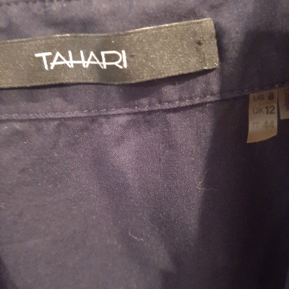 Sleeveless above knee summer dress - Picture 2 of 2